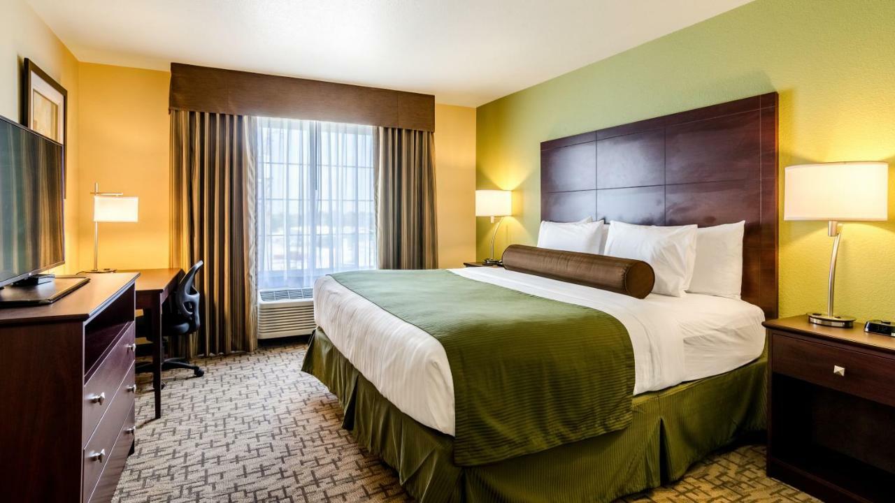 Cobblestone Hotel & Suites - تورينغتون المظهر الخارجي الصورة