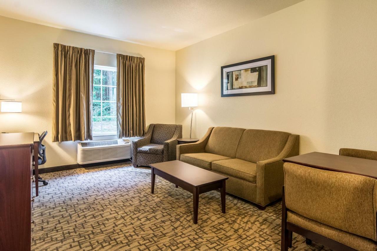 Cobblestone Hotel & Suites - تورينغتون المظهر الخارجي الصورة